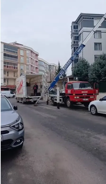 Balkan Evden Eve Nakliyat Logo