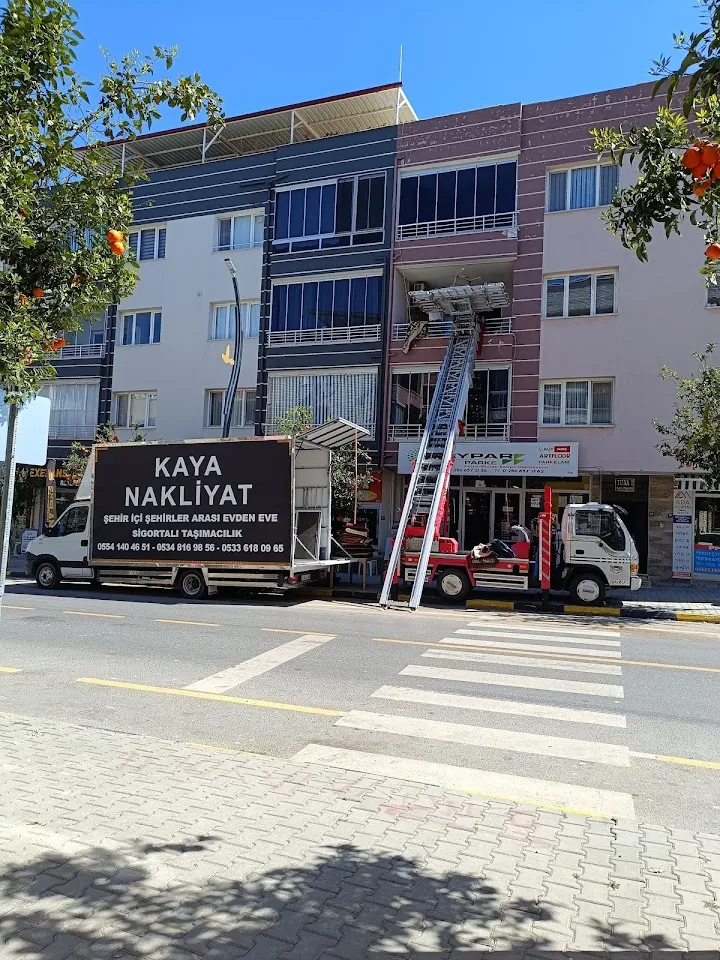 Kayalar Nakliyat Logo