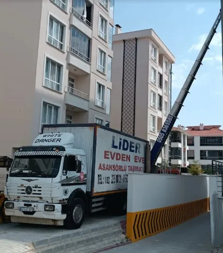 Lider Evden Eve Nakliyat Logo